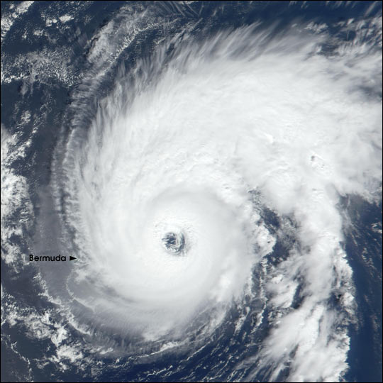 Hurrican Erin over Bermuda, Sept. 9, 2001